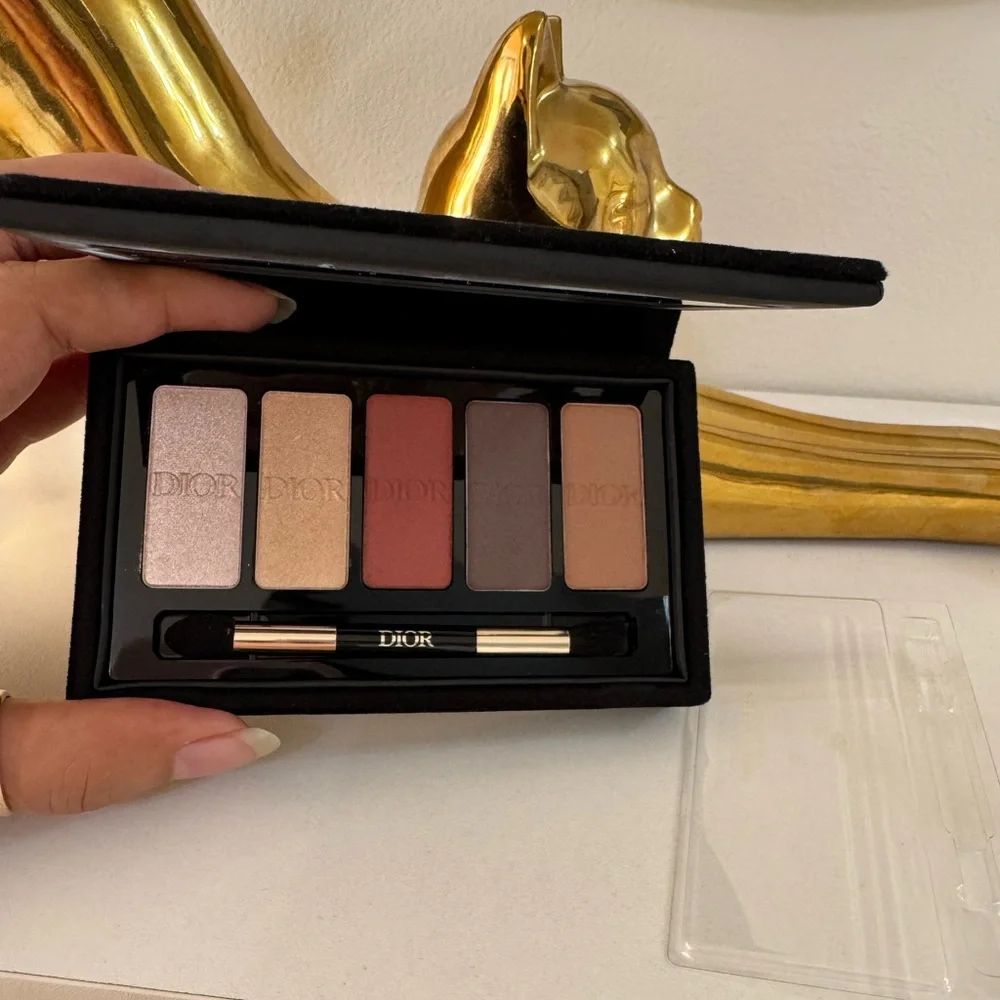 DIOR EYESHADOW PALETTE VELVET CASE WITH GOLD